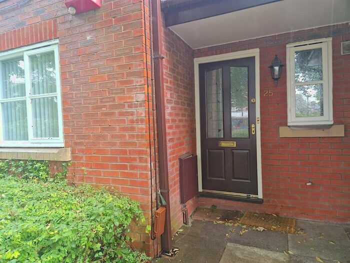2 Bedroom Apartment To Rent In Burton Road, Manchester, M20