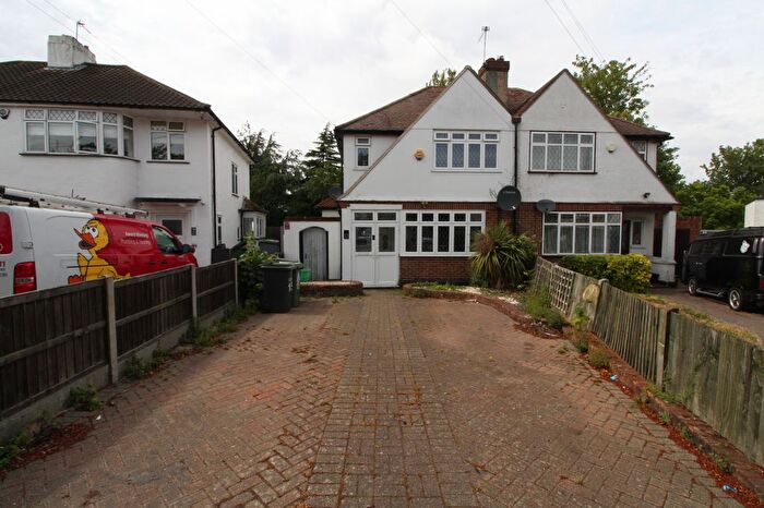 3 Bedroom Semi Detached House To Rent In Rosecroft Close, Orpington, BR5