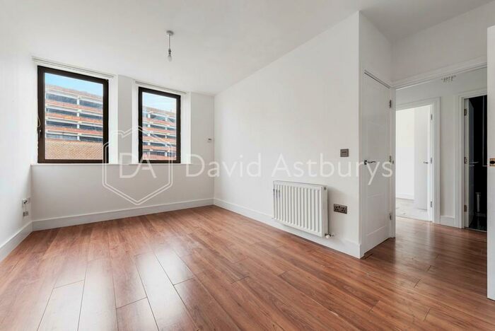 2 Bedroom Apartment To Rent In Eleanor Cross Road, Waltham Cross, London, EN8