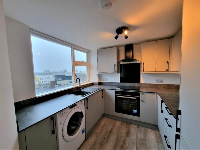 2 Bedroom Flat To Rent In Chapel Court, City Centre, Aberdeen, AB11