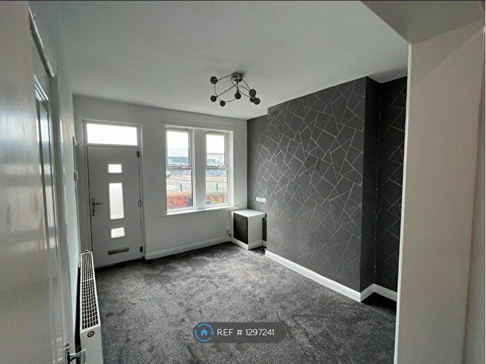 2 Bedroom Terraced House To Rent In High Street, Grimethorpe, S72