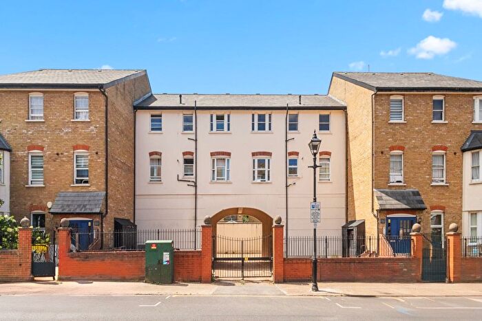 2 Bedroom Flat For Sale In Ordell Court, Ordell Road, London, E3