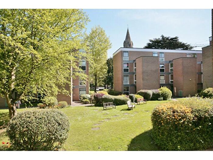 2 Bedroom Apartment To Rent In Butler Close, Jericho, Oxford, OX2