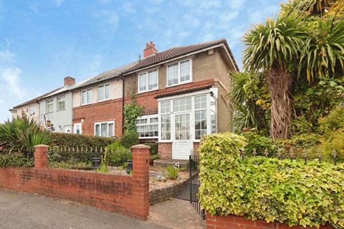 2 Bedroom End Of Terrace House For Sale In Holcombe Road, Birmingham, West Midlands, B11