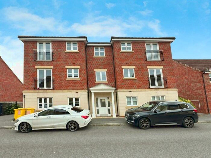 2 Bedroom Apartment To Rent In Stillington Crescent, Hamilton, LE5