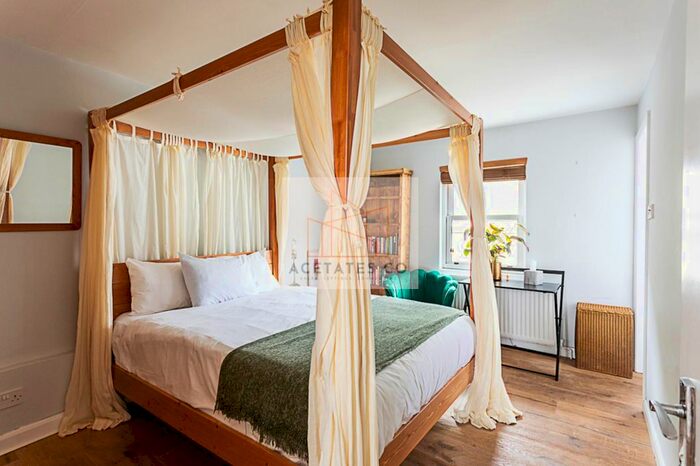 4 Bedroom Terraced House To Rent In Kenmure Road, Hackney Central, London, E8