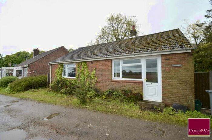 2 Bedroom Bungalow To Rent In Holly Farm Road, Norwich, NR13