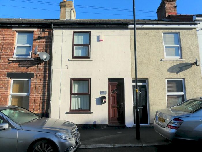 2 Bedroom Terraced House To Rent In Diamond Place, Harrogate, HG1