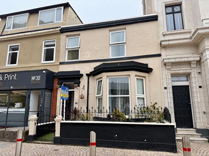 8 Bedroom End Of Terrace House For Sale In Edward Street, Blackpool, FY1