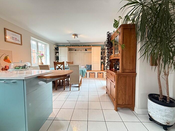 4 Bedroom Detached House For Sale In Tantallon Drive, Attleborough, Norfolk, NR17