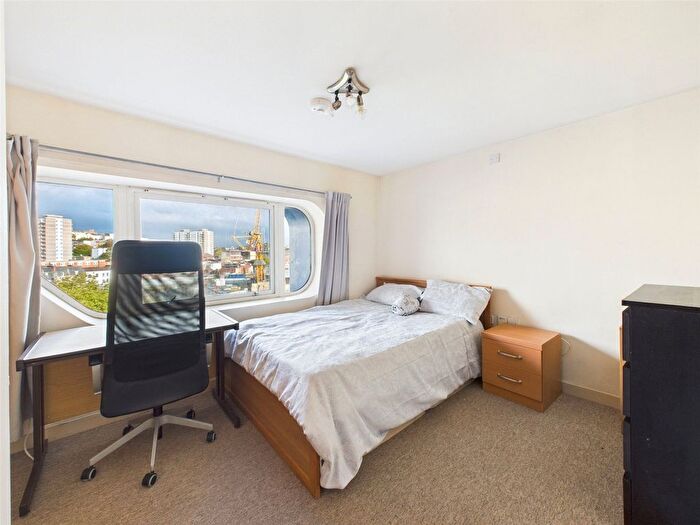 2 Bedroom Flat To Rent In . Apartments, Bristol, BS1