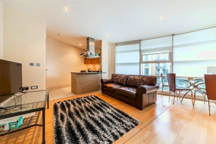 1 Bedroom Flat To Rent In Kingfisher House, Juniper Drive, London, SW18