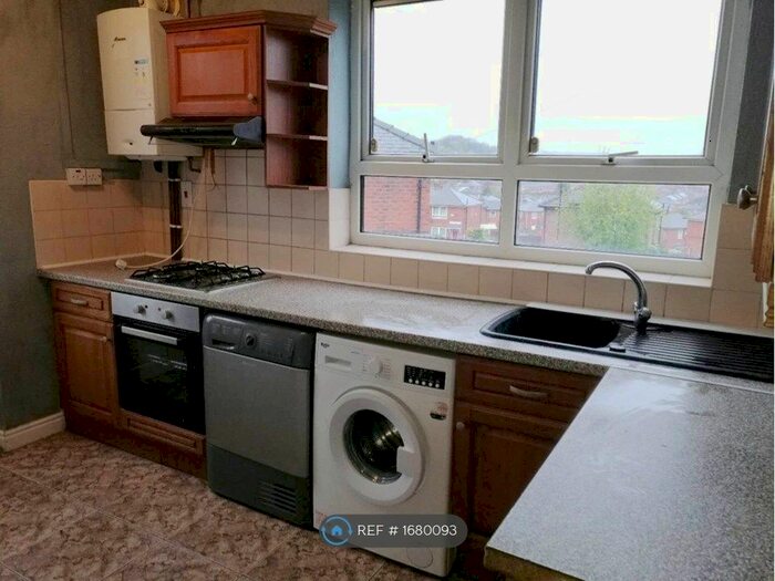 3 Bedroom Semi-Detached House To Rent In Wybourn House Road, Sheffield, S2