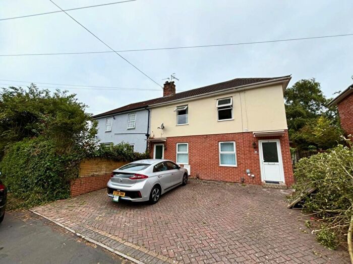 2 Bedroom Flat To Rent In Coombe Dale, Sea Mills, Bristol, BS9