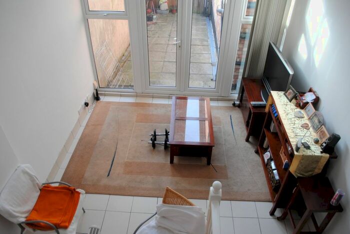 1 Bedroom Flat To Rent In Fordwych Road, London, NW2