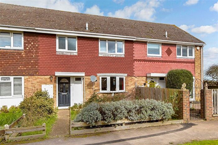 3 Bedroom Terraced House For Sale In Thatchers Lane, Cliffe, Rochester, Kent, ME3