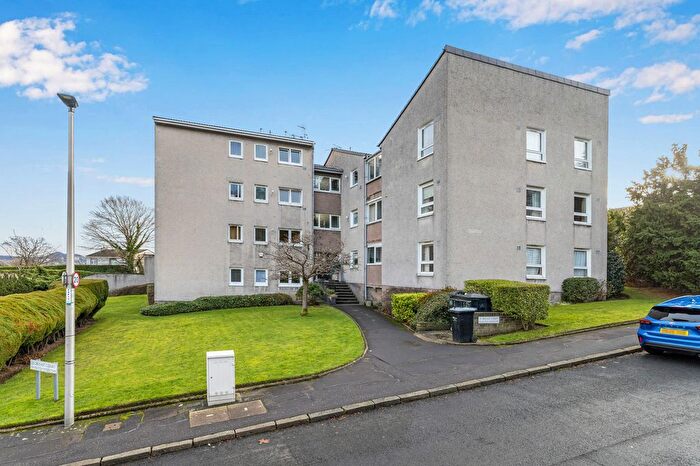 2 Bedroom Flat For Sale In East Court, Ravelston House Park, Edinburgh, EH4