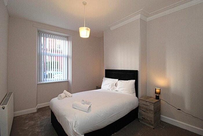 1 Bedroom Flat To Rent In Room Hazel Avenue, G44