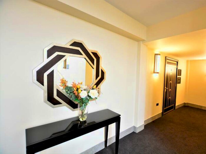 2 Bedroom Property To Rent In Longridge Avenue Saltdean, BN2