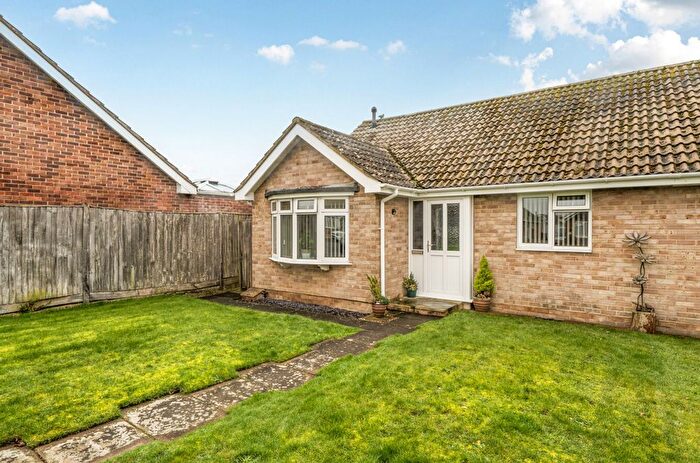 2 Bedroom Semi Detached Bungalow For Sale In Windsor Drive, West Wittering, PO20