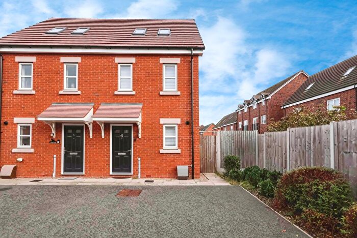 3 Bedroom Semi Detached House For Sale In Ward Place, Birmingham, West Midlands, B29