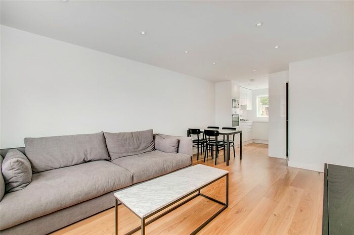 1 Bedroom Flat To Rent In Maynard Close, London, SW6