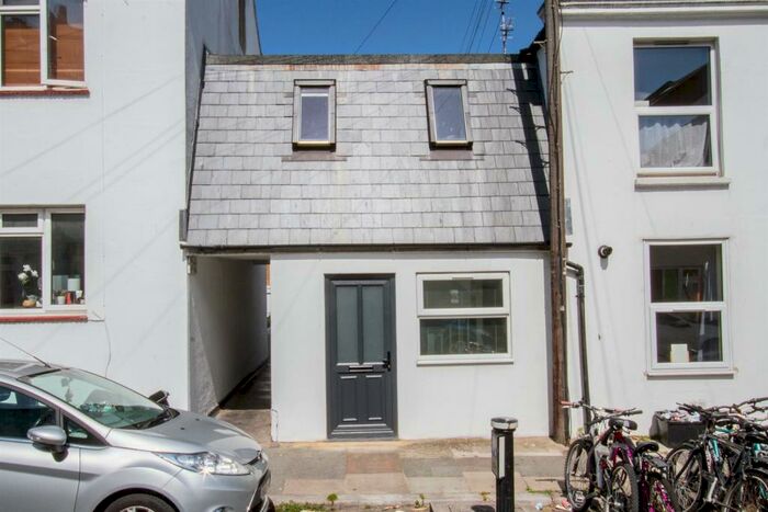 2 Bedroom Terraced House To Rent In St. Martins Street, Brighton, BN2
