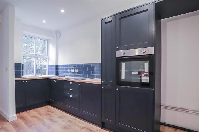 2 Bedroom End Of Terrace House To Rent In Hayes Buildings, Rossendale, BB4
