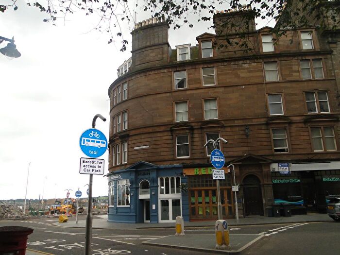 1 Bedroom Flat To Rent In Whitehall Crescent, Dundee, DD1