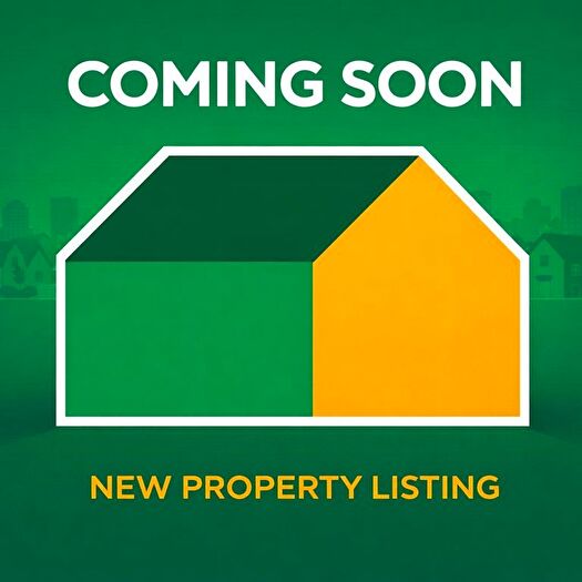 2 Bedroom Flat To Rent In Molesworth Street, Wadebridge, PL27