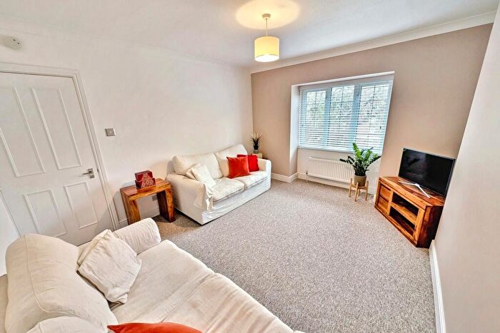 1 Bedroom Flat For Sale In East Cliff, BH1