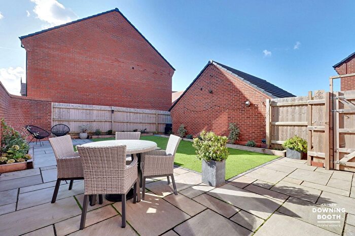 3 Bedroom Detached House For Sale In Harrison Street, Streethay, Lichfield, WS13