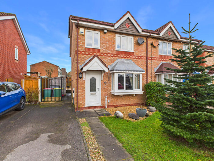 3 Bedroom Semi-Detached House To Rent In St. Margarets Close, Preston, PR2
