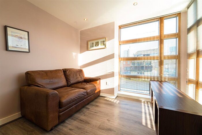 2 Bedroom Flat To Rent In The Wentwood, Newton Street, M1