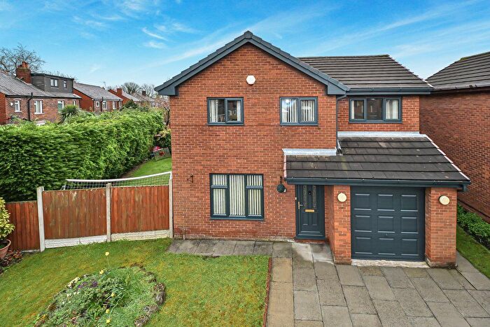 4 Bedroom Detached House For Sale In Holdenbrook Close, Leigh, WN7