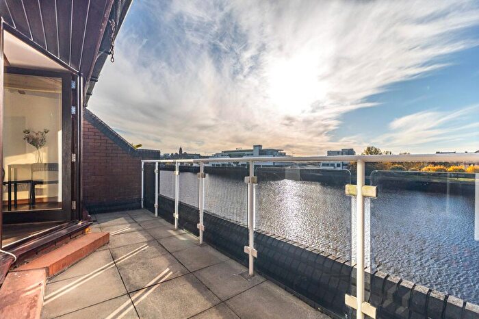 1 Bedroom Apartment For Sale In Lancefield Quay, Finnieston, Glasgow City, G3