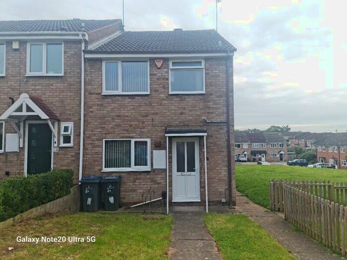 3 Bedroom End Of Terrace House To Rent In Kennedy Grove, Stirchley, Birmingham, B30