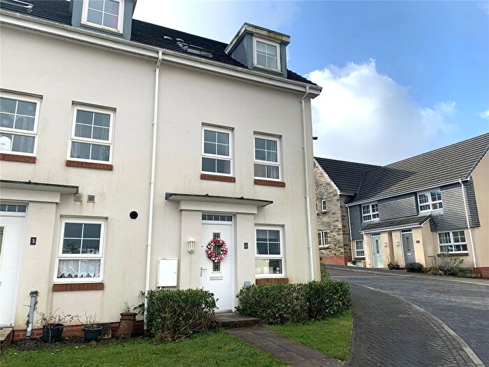 3 Bedroom End Of Terrace House To Rent In Charnley Drive, Bodmin, Cornwall, PL31