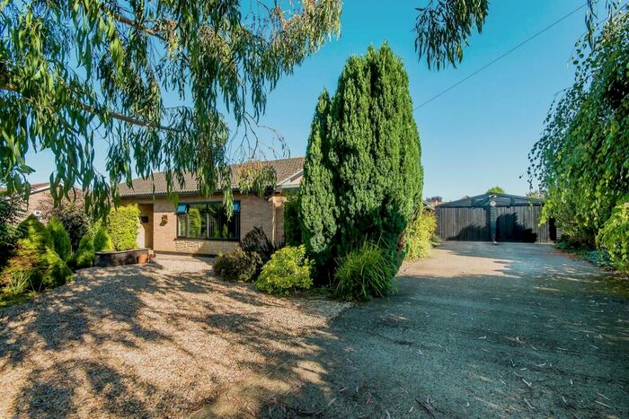 3 Bedroom Detached Bungalow For Sale In High Road, Gorefield, Wisbech, PE13