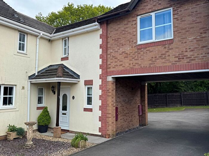 2 Bedroom Terraced House For Sale In Cae Collen, Blackwood, NP12