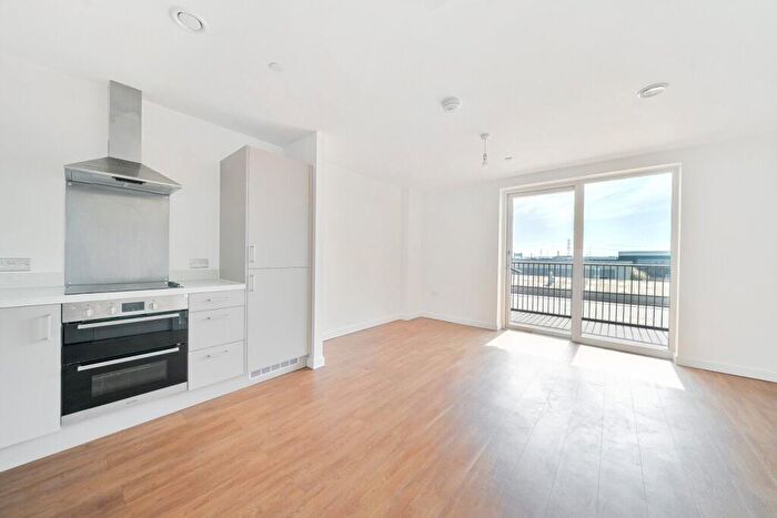 1 Bedroom Flat To Rent In Abbey Road, Barking, IG11