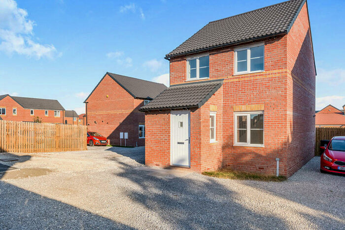 3 Bedroom Detached House To Rent In High Hazel Grove, Stainforth, Doncaster, South Yorkshire, DN7