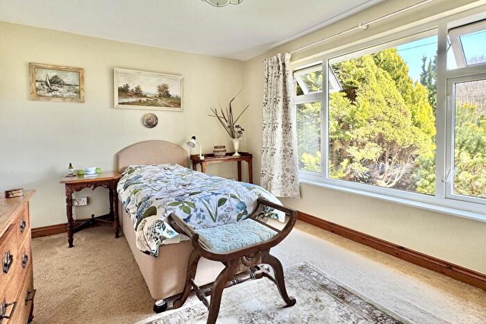 2 Bedroom Bungalow For Sale In Oaklea, Withielgoose Mills, PL30