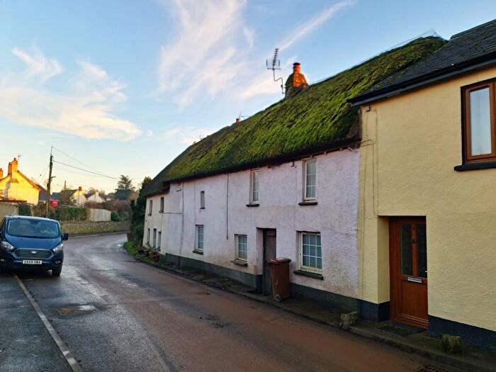3 Bedroom Terraced House For Sale In Chulmleigh Road, Morchard Bishop, EX17
