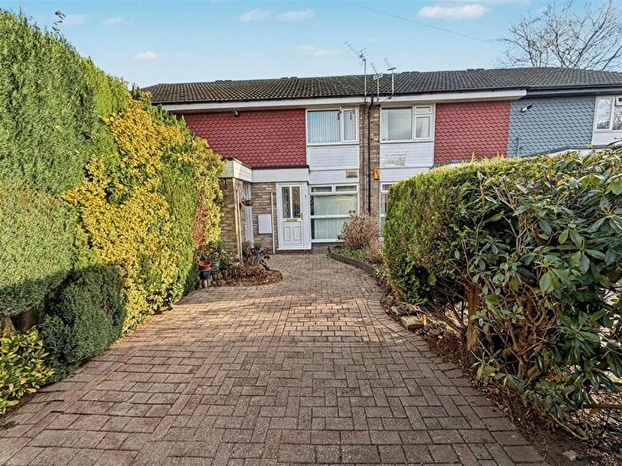 1 Bedroom Apartment For Sale In Briggs Close, Sale, M33