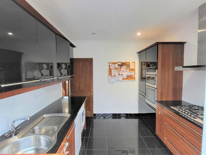 3 Bedroom End Of Terrace House To Rent In Ashdon Road, Bushey, WD23