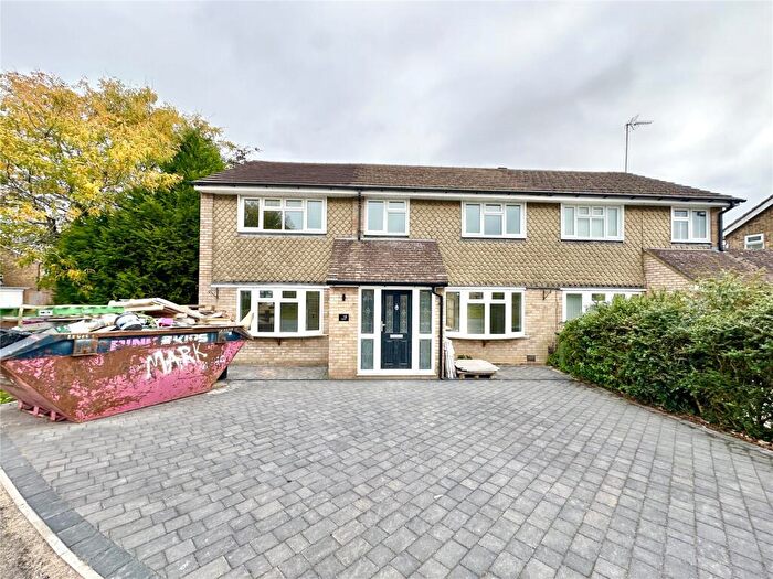 5 Bedroom Semi-Detached House For Sale In Wych Elms, Park Street, St. Albans, Hertfordshire, AL2