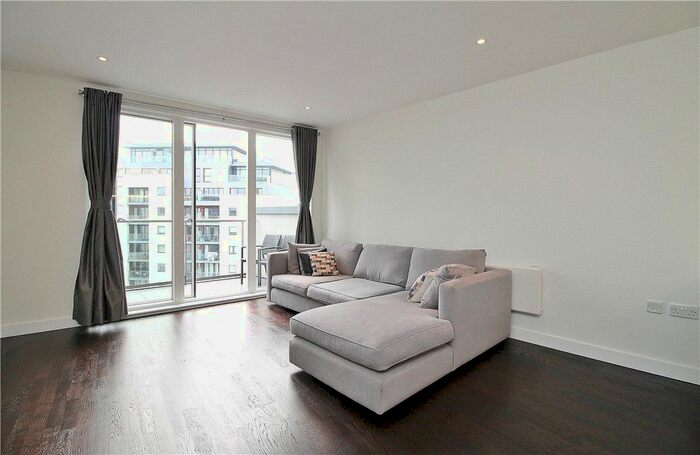 1 Bedroom Flat To Rent In Turner House, Pump House Crescent, Brentford TW8