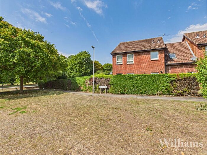 1 Bedroom Flat To Rent In Grasslands, The Coppice, Aylesbury, HP20