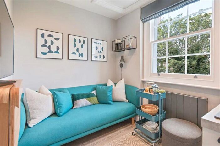 1 Bedroom Apartment To Rent In The Penthouse, Oakley Square, Eversholt Steet, Euston, King's Cross, London, NW1